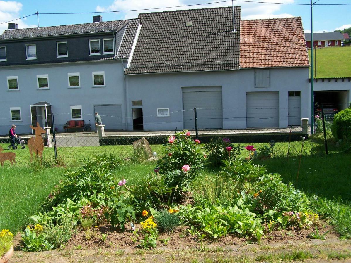 Katharina Ferienwohnung Am Eifelsteig Neroth Экстерьер фото