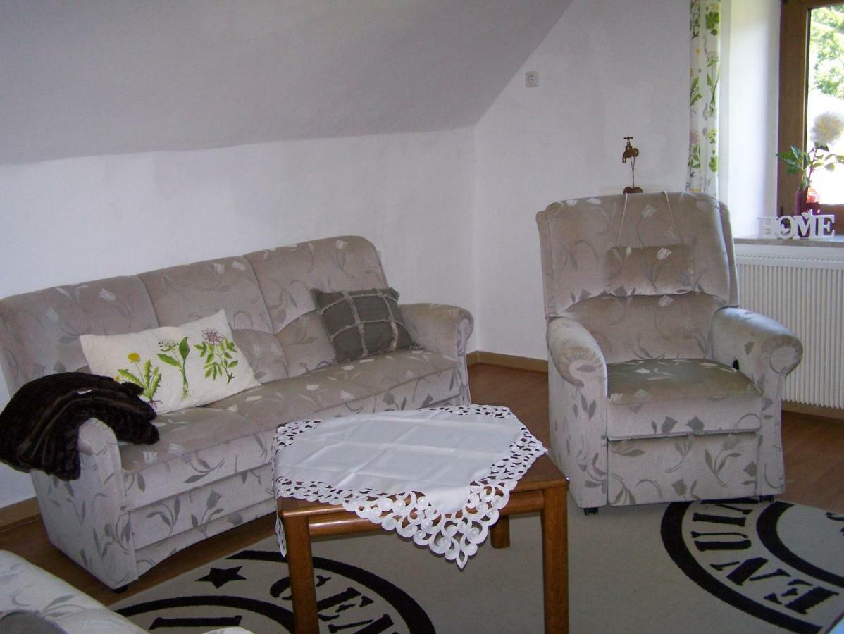 Katharina Ferienwohnung Am Eifelsteig Neroth Экстерьер фото